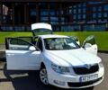 Белый Шкода Суперб, объемом двигателя 1.8 л и пробегом 175 тыс. км за 9300 $, фото 1 на Automoto.ua