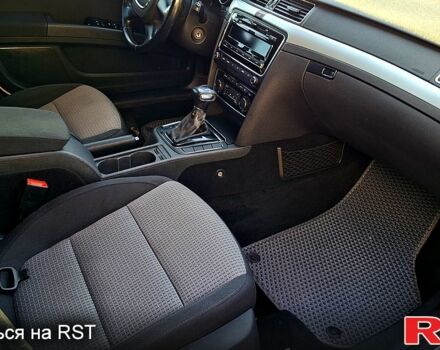 Білий Шкода Суперб, об'ємом двигуна 1.8 л та пробігом 179 тис. км за 9500 $, фото 3 на Automoto.ua