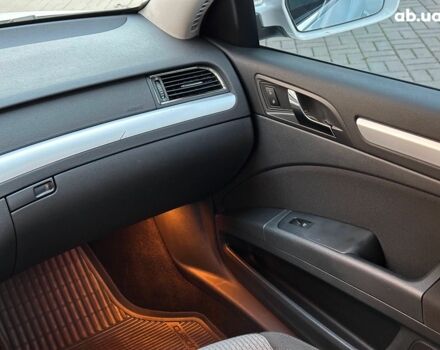 Белый Шкода Суперб, объемом двигателя 1.8 л и пробегом 109 тыс. км за 10990 $, фото 16 на Automoto.ua