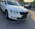 Белый Шкода Суперб, объемом двигателя 1.8 л и пробегом 250 тыс. км за 9200 $, фото 1 на Automoto.ua