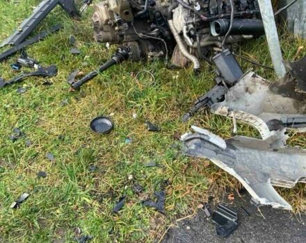 Белый Шкода Суперб, объемом двигателя 1.8 л и пробегом 170 тыс. км за 2200 $, фото 2 на Automoto.ua