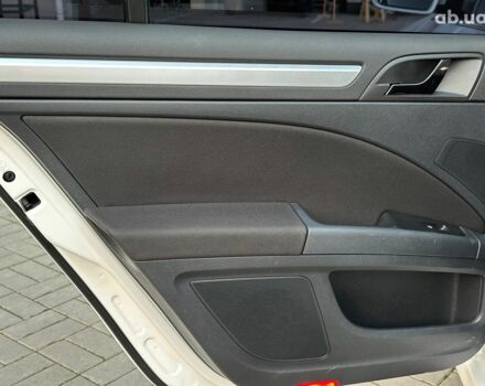 Белый Шкода Суперб, объемом двигателя 1.8 л и пробегом 109 тыс. км за 10990 $, фото 12 на Automoto.ua