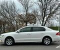 Белый Шкода Суперб, объемом двигателя 1.8 л и пробегом 230 тыс. км за 8190 $, фото 2 на Automoto.ua
