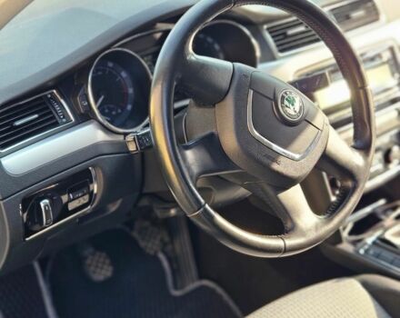 Белый Шкода Суперб, объемом двигателя 1.8 л и пробегом 316 тыс. км за 8700 $, фото 5 на Automoto.ua