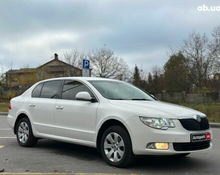 Белый Шкода Суперб, объемом двигателя 1.8 л и пробегом 230 тыс. км за 8190 $, фото 7 на Automoto.ua