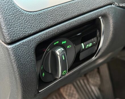 Белый Шкода Суперб, объемом двигателя 1.8 л и пробегом 109 тыс. км за 10990 $, фото 9 на Automoto.ua