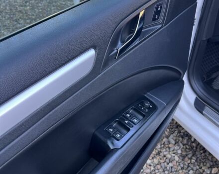 Белый Шкода Суперб, объемом двигателя 2 л и пробегом 317 тыс. км за 9800 $, фото 7 на Automoto.ua