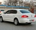 Белый Шкода Суперб, объемом двигателя 1.8 л и пробегом 109 тыс. км за 10990 $, фото 5 на Automoto.ua