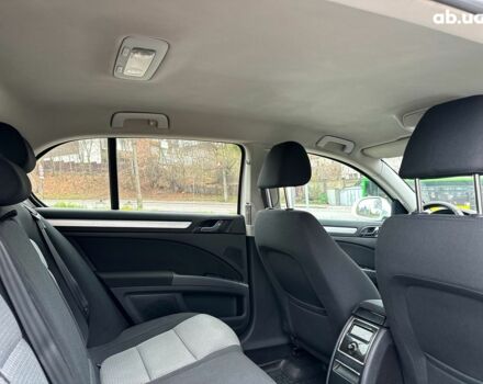 Белый Шкода Суперб, объемом двигателя 1.8 л и пробегом 230 тыс. км за 8190 $, фото 22 на Automoto.ua