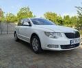 Белый Шкода Суперб, объемом двигателя 1.8 л и пробегом 210 тыс. км за 8505 $, фото 1 на Automoto.ua