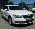 Білий Шкода Суперб, об'ємом двигуна 0 л та пробігом 182 тис. км за 12000 $, фото 1 на Automoto.ua