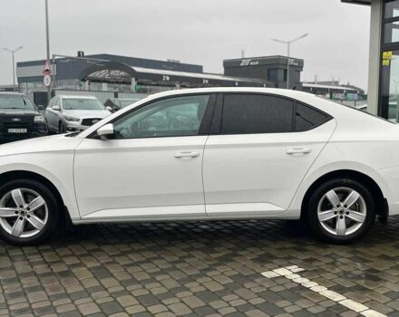 Белый Шкода Суперб, объемом двигателя 0 л и пробегом 197 тыс. км за 14999 $, фото 7 на Automoto.ua