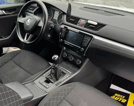 Белый Шкода Суперб, объемом двигателя 0 л и пробегом 197 тыс. км за 14999 $, фото 15 на Automoto.ua