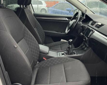 Белый Шкода Суперб, объемом двигателя 0 л и пробегом 197 тыс. км за 14999 $, фото 14 на Automoto.ua