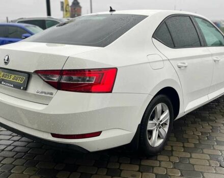 Белый Шкода Суперб, объемом двигателя 0 л и пробегом 197 тыс. км за 14999 $, фото 4 на Automoto.ua