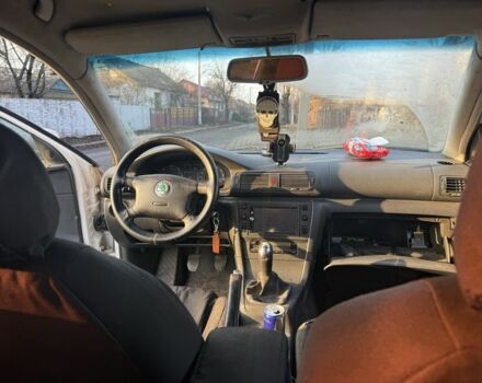 Белый Шкода Суперб, объемом двигателя 1.9 л и пробегом 349 тыс. км за 1372 $, фото 6 на Automoto.ua