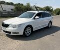 Белый Шкода Суперб, объемом двигателя 2 л и пробегом 298 тыс. км за 7819 $, фото 1 на Automoto.ua