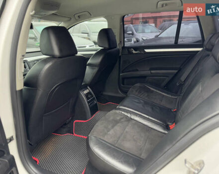 Белый Шкода Суперб, объемом двигателя 2 л и пробегом 304 тыс. км за 7999 $, фото 30 на Automoto.ua