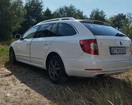 Білий Шкода Суперб, об'ємом двигуна 2 л та пробігом 259 тис. км за 10200 $, фото 1 на Automoto.ua