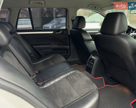 Белый Шкода Суперб, объемом двигателя 2 л и пробегом 304 тыс. км за 7999 $, фото 32 на Automoto.ua