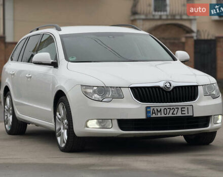 Белый Шкода Суперб, объемом двигателя 2 л и пробегом 304 тыс. км за 7999 $, фото 6 на Automoto.ua