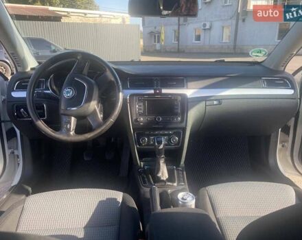 Білий Шкода Суперб, об'ємом двигуна 1.8 л та пробігом 270 тис. км за 8400 $, фото 11 на Automoto.ua