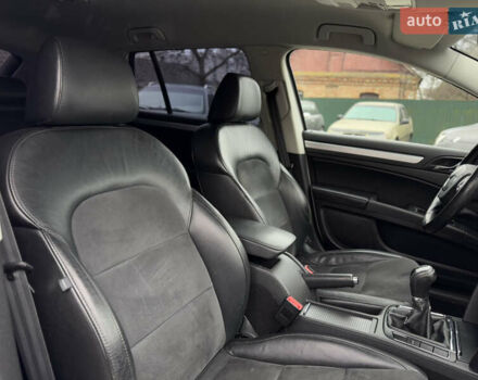 Белый Шкода Суперб, объемом двигателя 2 л и пробегом 304 тыс. км за 7999 $, фото 35 на Automoto.ua