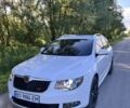 Білий Шкода Суперб, об'ємом двигуна 2 л та пробігом 325 тис. км за 8700 $, фото 1 на Automoto.ua