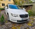 Белый Шкода Суперб, объемом двигателя 2 л и пробегом 303 тыс. км за 7400 $, фото 2 на Automoto.ua