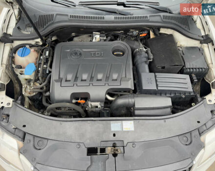 Белый Шкода Суперб, объемом двигателя 2 л и пробегом 304 тыс. км за 7999 $, фото 39 на Automoto.ua