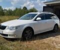 Білий Шкода Суперб, об'ємом двигуна 2 л та пробігом 259 тис. км за 10200 $, фото 5 на Automoto.ua
