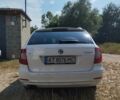 Білий Шкода Суперб, об'ємом двигуна 2 л та пробігом 259 тис. км за 10200 $, фото 3 на Automoto.ua