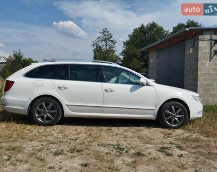 Білий Шкода Суперб, об'ємом двигуна 2 л та пробігом 259 тис. км за 10200 $, фото 7 на Automoto.ua