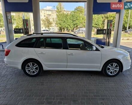 Белый Шкода Суперб, объемом двигателя 1.97 л и пробегом 219 тыс. км за 8900 $, фото 5 на Automoto.ua