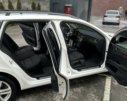 Белый Шкода Суперб, объемом двигателя 2 л и пробегом 291 тыс. км за 9400 $, фото 5 на Automoto.ua