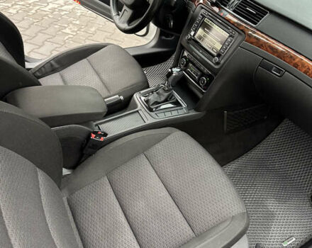 Белый Шкода Суперб, объемом двигателя 2 л и пробегом 291 тыс. км за 9400 $, фото 14 на Automoto.ua