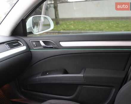 Белый Шкода Суперб, объемом двигателя 1.8 л и пробегом 222 тыс. км за 8399 $, фото 27 на Automoto.ua