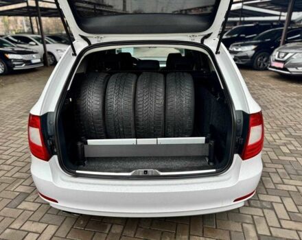 Белый Шкода Суперб, объемом двигателя 1.8 л и пробегом 111 тыс. км за 10000 $, фото 7 на Automoto.ua