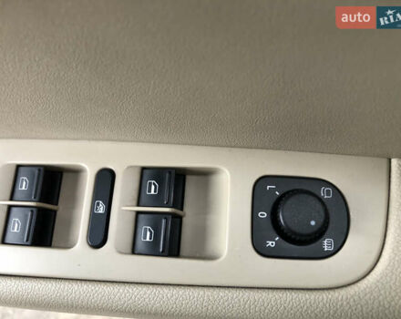 Белый Шкода Суперб, объемом двигателя 1.6 л и пробегом 242 тыс. км за 9800 $, фото 22 на Automoto.ua