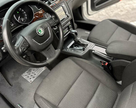 Белый Шкода Суперб, объемом двигателя 2 л и пробегом 291 тыс. км за 9400 $, фото 8 на Automoto.ua