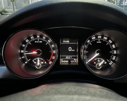 Белый Шкода Суперб, объемом двигателя 1.6 л и пробегом 304 тыс. км за 9300 $, фото 8 на Automoto.ua