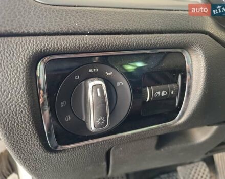 Белый Шкода Суперб, объемом двигателя 1.97 л и пробегом 219 тыс. км за 8900 $, фото 23 на Automoto.ua