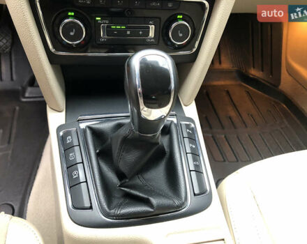 Белый Шкода Суперб, объемом двигателя 1.6 л и пробегом 242 тыс. км за 9800 $, фото 16 на Automoto.ua