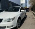 Белый Шкода Суперб, объемом двигателя 1.97 л и пробегом 237 тыс. км за 9600 $, фото 2 на Automoto.ua