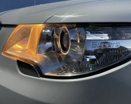 Белый Шкода Суперб, объемом двигателя 1.6 л и пробегом 304 тыс. км за 9300 $, фото 4 на Automoto.ua