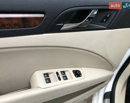 Белый Шкода Суперб, объемом двигателя 1.6 л и пробегом 242 тыс. км за 9800 $, фото 21 на Automoto.ua