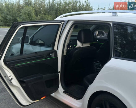 Белый Шкода Суперб, объемом двигателя 3.58 л и пробегом 315 тыс. км за 9900 $, фото 14 на Automoto.ua