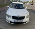 Білий Шкода Суперб, об'ємом двигуна 2 л та пробігом 320 тис. км за 11000 $, фото 1 на Automoto.ua