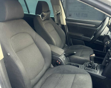 Белый Шкода Суперб, объемом двигателя 1.4 л и пробегом 178 тыс. км за 8000 $, фото 10 на Automoto.ua