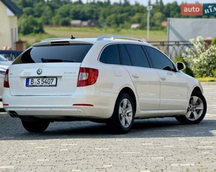 Білий Шкода Суперб, об'ємом двигуна 2 л та пробігом 305 тис. км за 9350 $, фото 33 на Automoto.ua